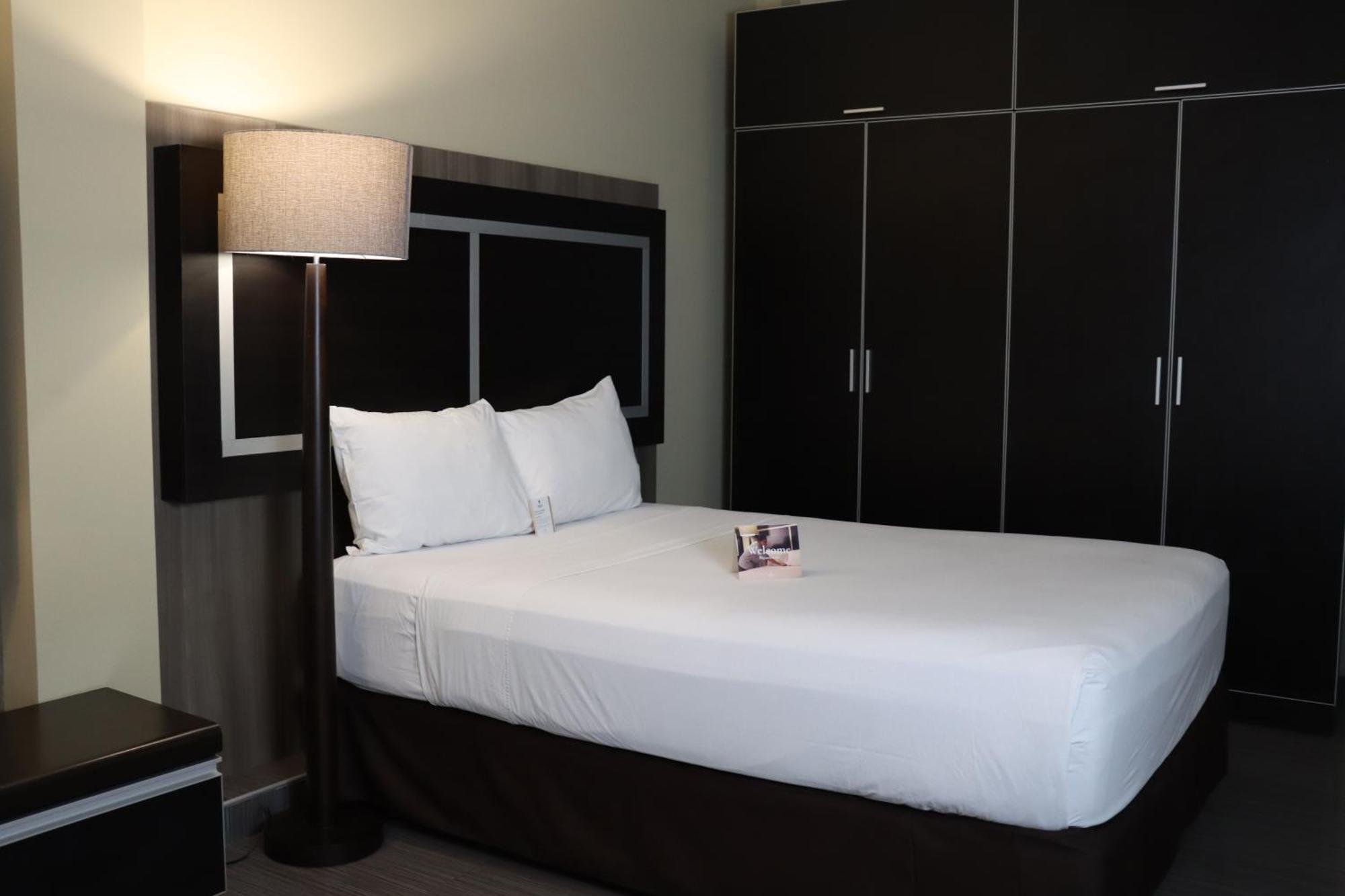 Rado Hotel - Santa Maria Trujillo Zewnętrze zdjęcie