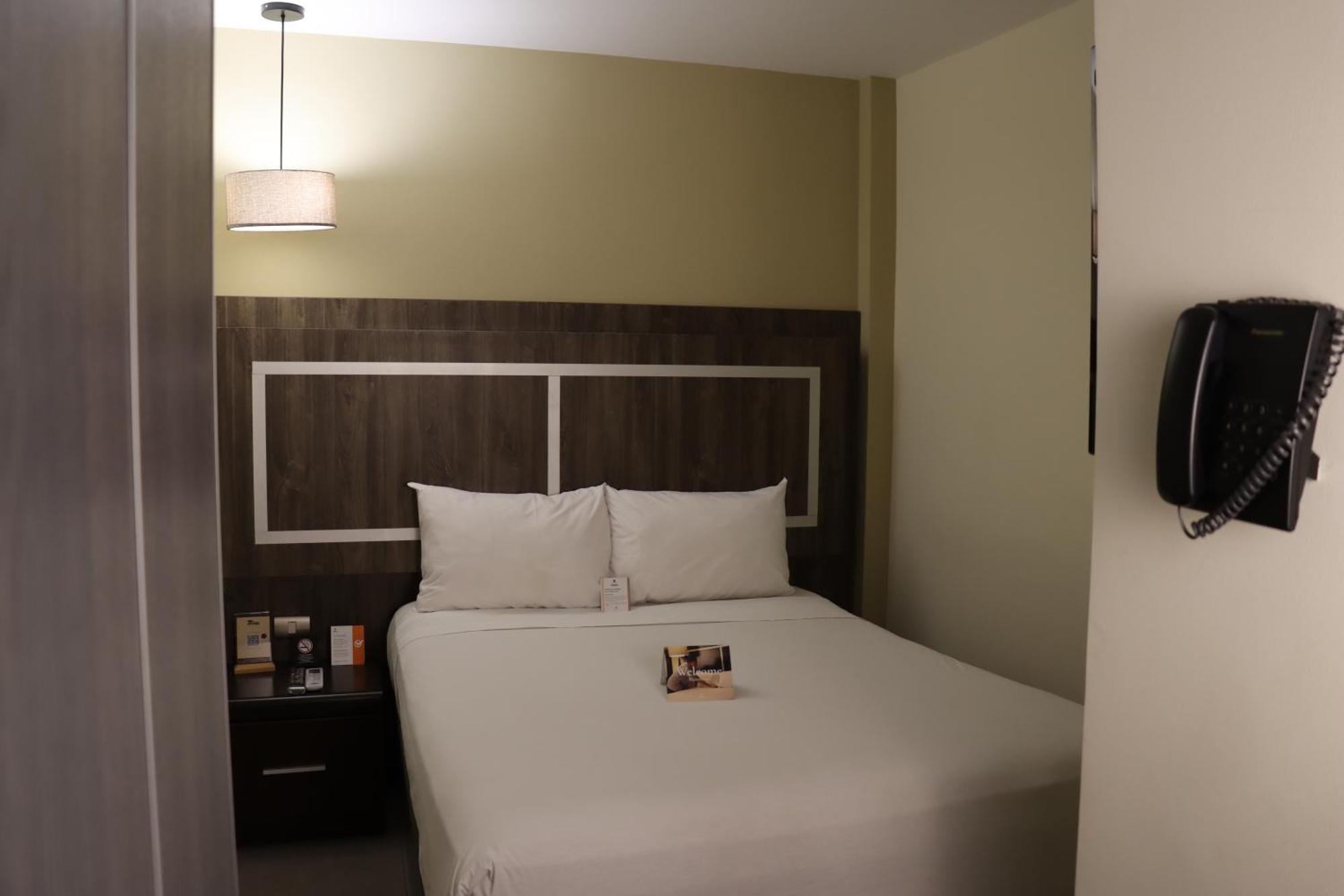 Rado Hotel - Santa Maria Trujillo Zewnętrze zdjęcie